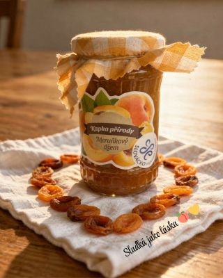 Láska je sladká. Jako náš meruňkový džem! 💛 🍑 Jemná chuť zralých meruněk ☀ Zlatá barva jako slunce 💕 Perfektní na...