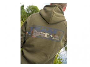 Korda mikina s kapucí Team Korda Hoodie Olive Green