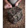 clu462 camolite tote bag in use 1