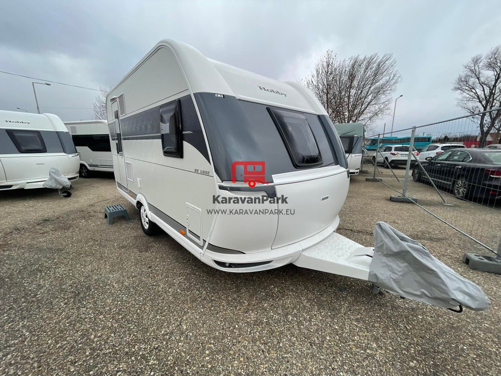 Hobby De Luxe 400 SFe karavan, MODEL 2023