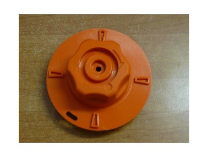 Mitte des Saitenkopfes