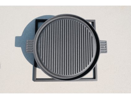 Grilovacia panvica s podstavcom - štvorec