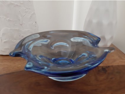Modrá mísa z hutního skla - Josef Hospodka