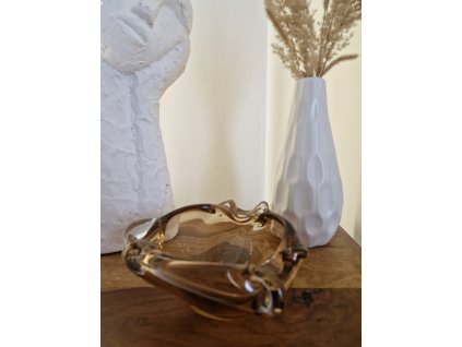 Krásná ambrová miska z hutního skla - J. Hospodka