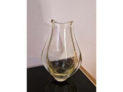 Citrínová váza z hutního skla - Miloslav Klinger