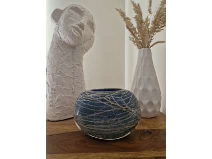 Luxusní váza z hutního skla se zataveným dekorem