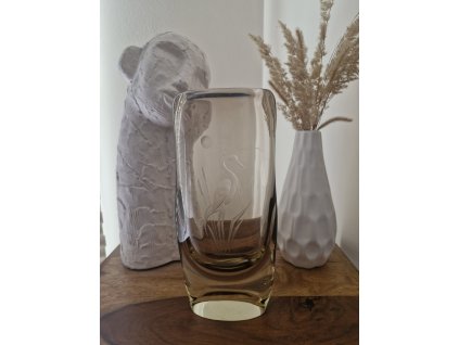 Nádherná váza z hutního skla s rytinou - M. Klinger