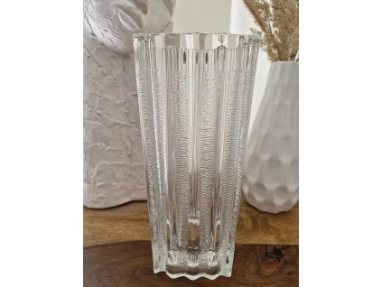 Nádherná váza z olovnatého křišťálu - J. Řepásek