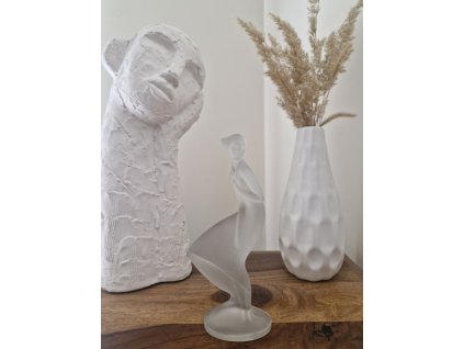 Dívka ve větru z kolekce Ingrid - Curt Schlevogt