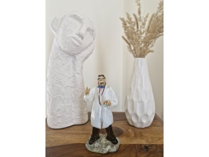 Figurka z hutního skla INTERNISTA - Jaroslav Brychta