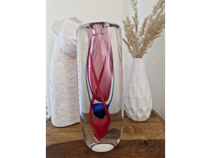 Luxusní váza z hutního skla