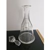 Luxusní karafa z broušeného skla