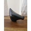Royal Dux „Black Hen“ - ikonická porcelánová soška slepičky