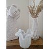 Murano White Pearl — ručně foukaný svícen z muránského skla