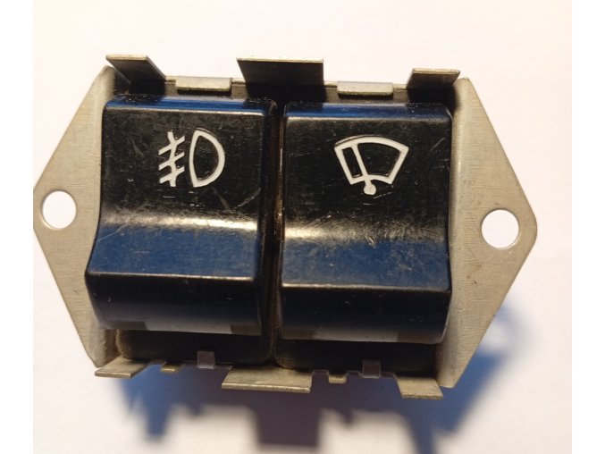 Přepínač dvojitý překlápěcí