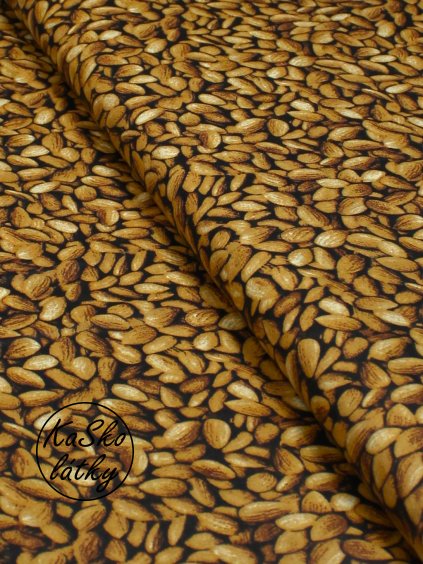 Bavlněná látka mandle