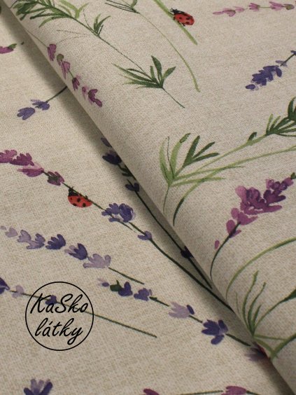 Režná látka berušky na levanduli