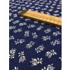 Zbytek - Bavlněná látka bílé kytky na modré  45 x 150 cm