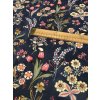 Bavlněná látka jarní květy na tmavě modrém mramoru