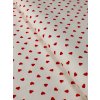 Bavlněná látka červená srdíčka