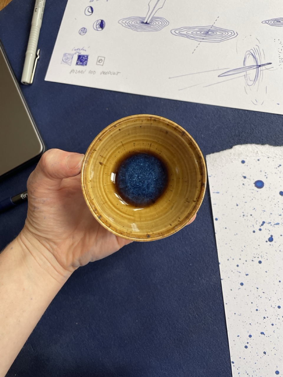 Jak vznikala vizuální identita kaš-mi-daš - rozhovor s autorkou Monikou Kramplovou