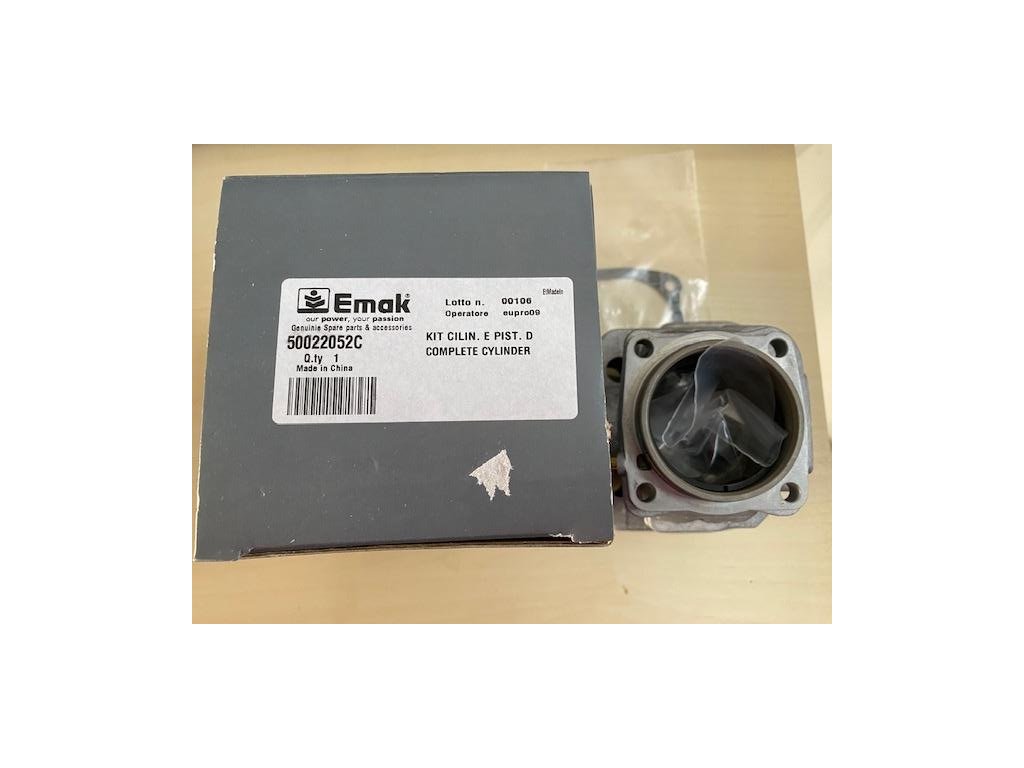 Válec OleoMac 962 - Originál 50022052C - 48 mm