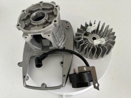 Zapalovanie a zotrvačník set pre čerpadlo Oleo-Mac C19, C20, SA30TL, SA30TLA, motorový vrták MTL51 originál 301000419