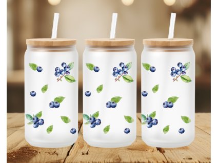 sklenicka s brckem vickem boruvky