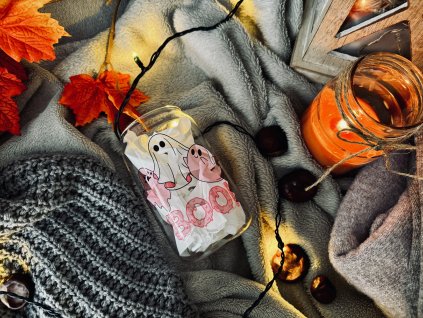 podzimni sklenicka boo s duchy halloween