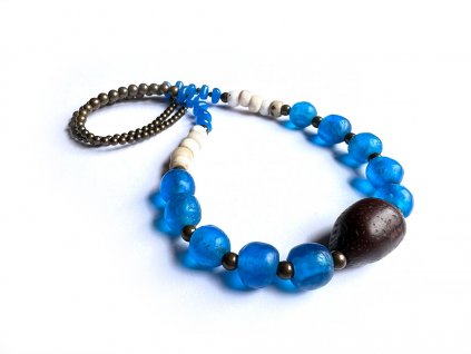 Náramek z korálků z Ghany