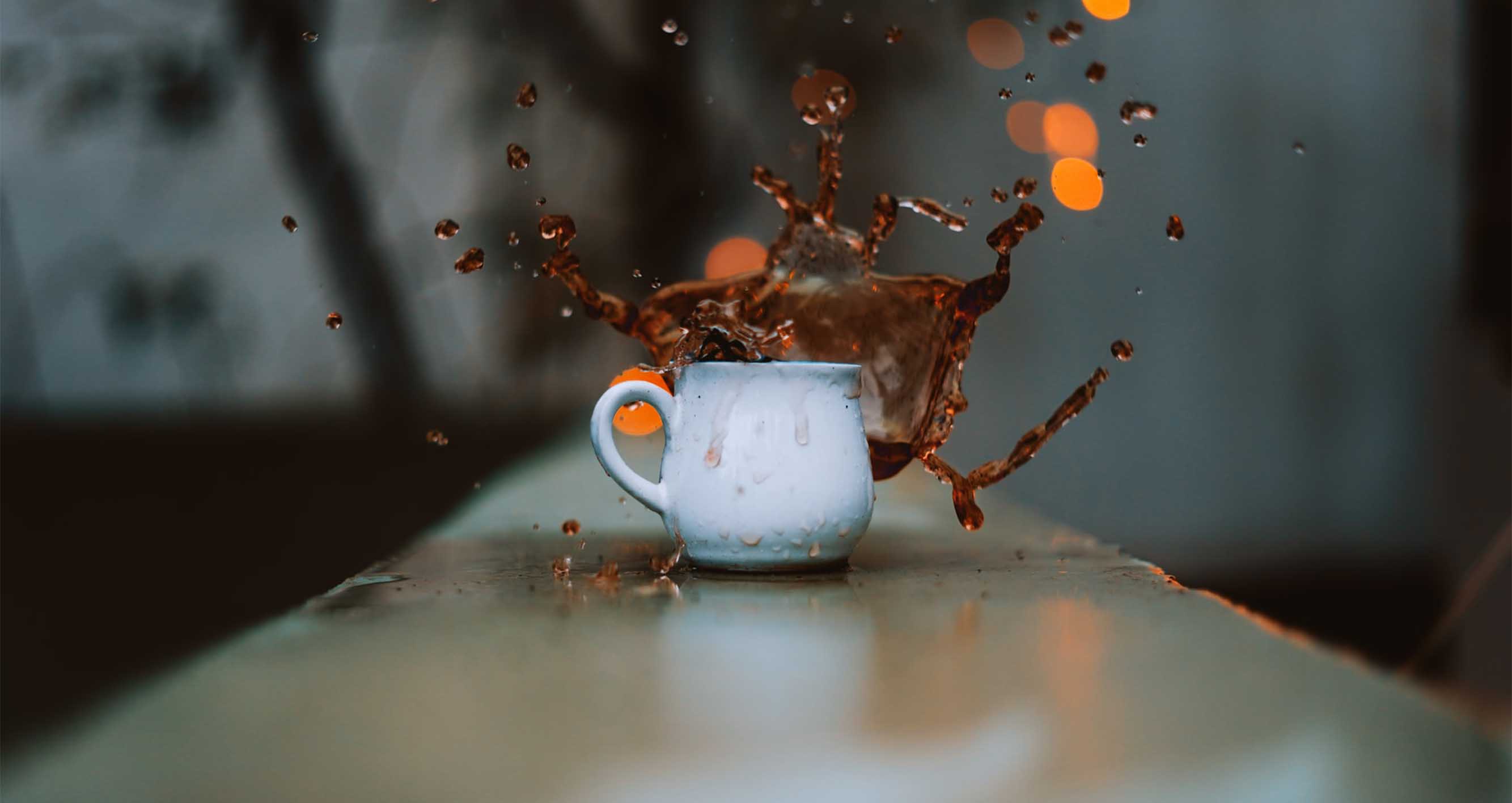 Jak se dělá instantní káva? A v čem se liší od zrnkové