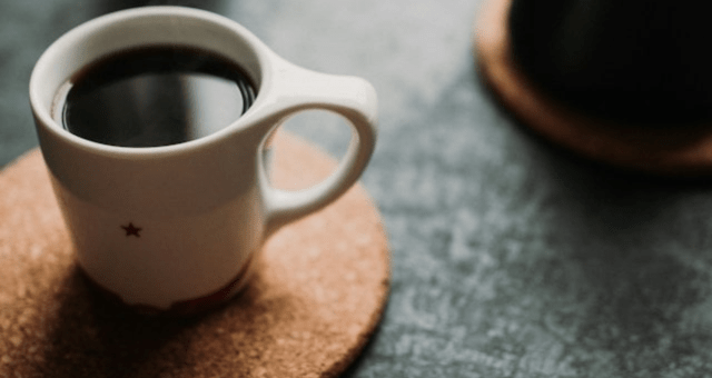 Káva a hubnutí: Může vám skutečně pomoci?