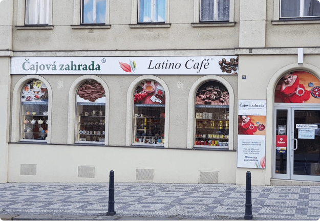 Latino Café