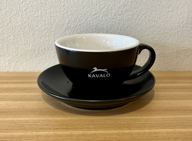 Piccolo neexistuje! Neříká se Presso ale Espresso....