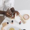 TV293 star beauty set girl preparing eye shadow
