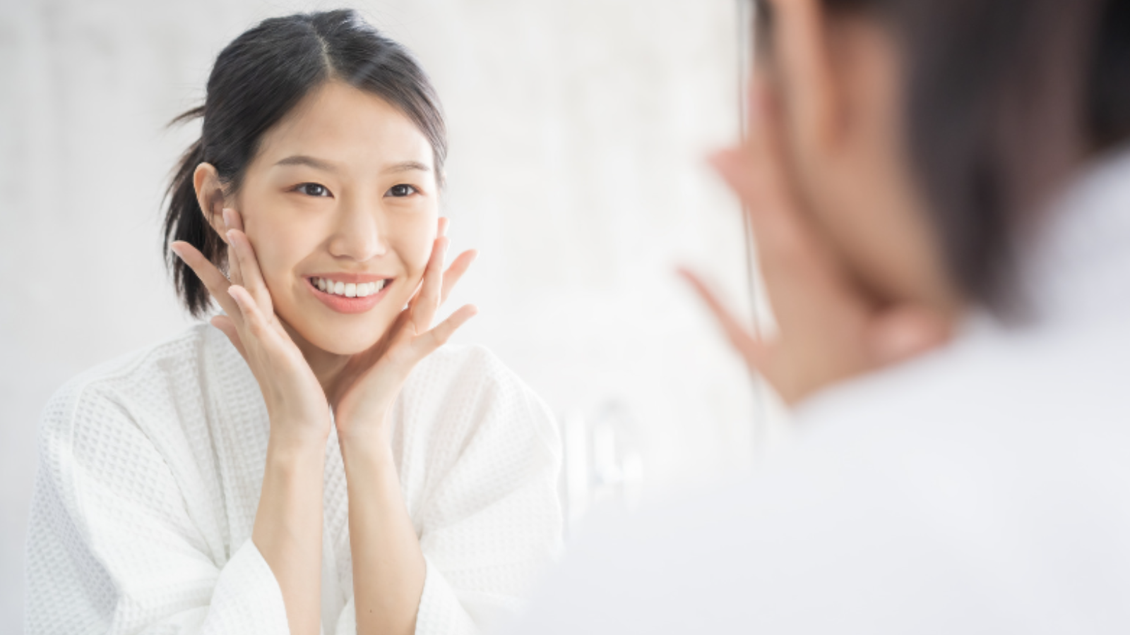 Ceramidy: Tajemství hydratované pleti