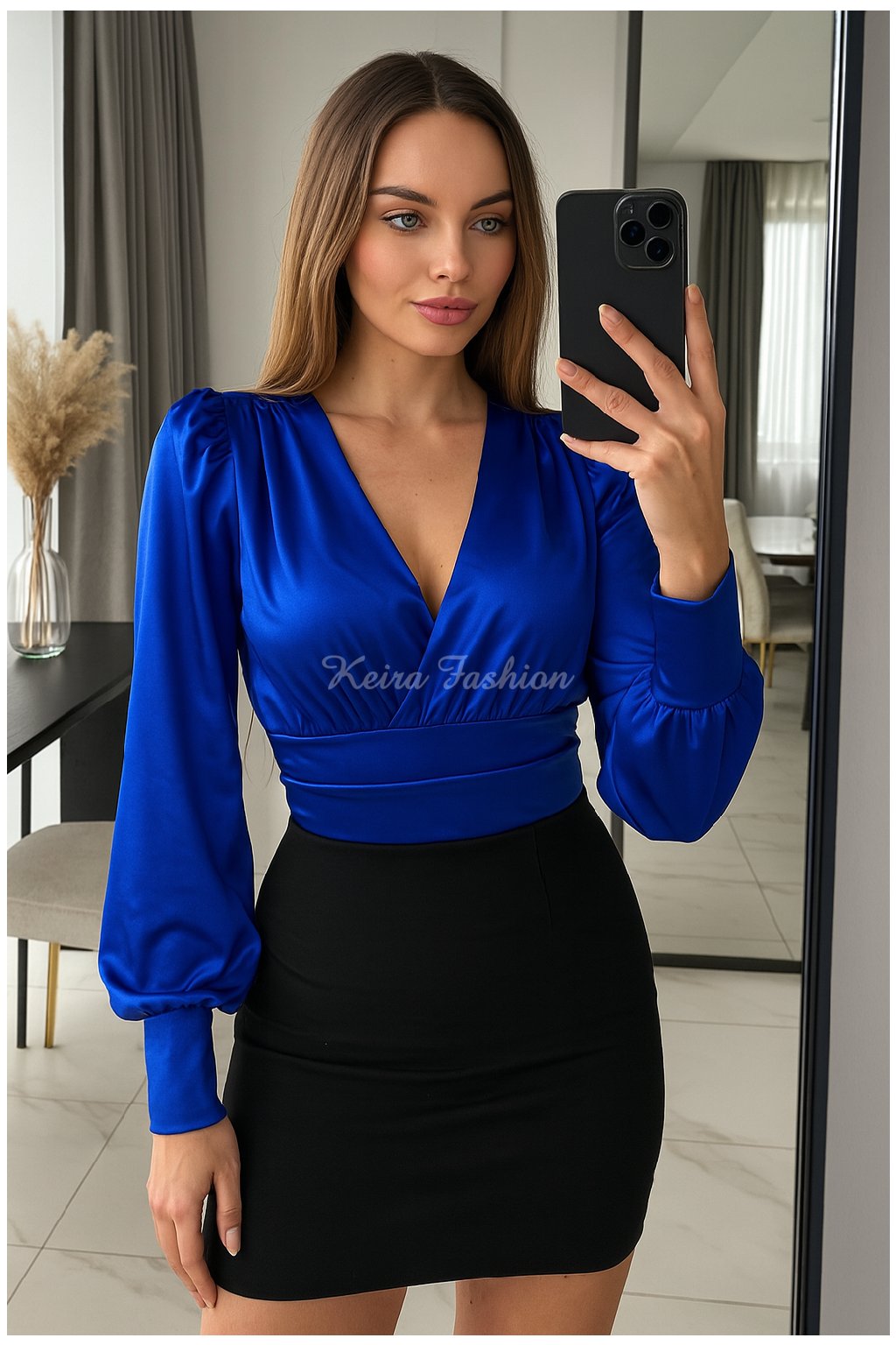 modré body vystužené cez prsia