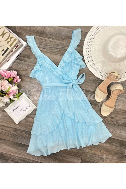 modré letné šaty s volánmi