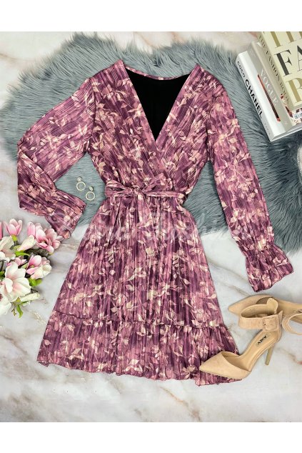 fialovo bordové kvetované šaty