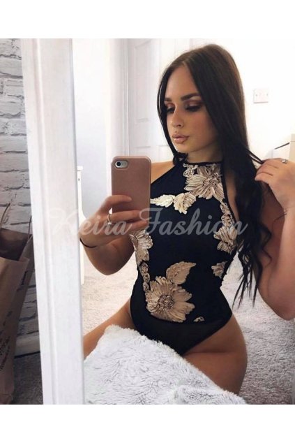 sieťované body s kvetmi