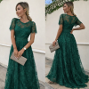 Dlhé elegantné čipkované šaty v smaragdovej zelenej farbe