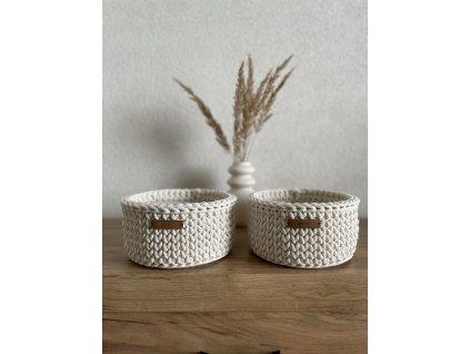 Háčkovaný úložný košík