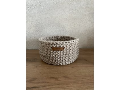 Háčkovaný košík 20 x 10 cm