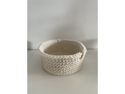 Háčkovaný košík 25 x 10 cm