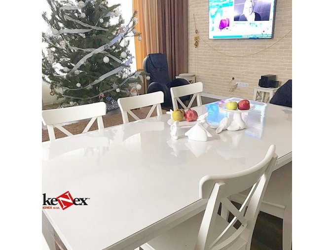 ubrus na stul z mekkeho skla 90x190 cm