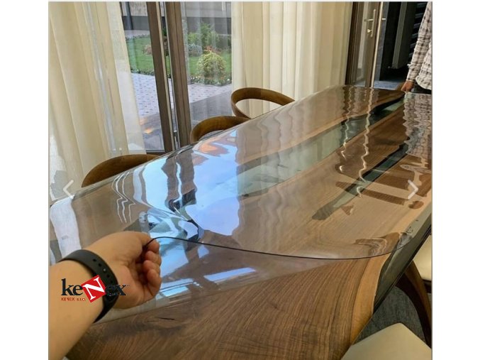 ubrus na stul z mekkeho skla 63x264 cm