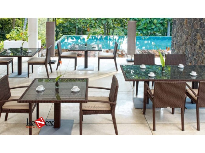 ubrus na stul z mekkeho skla 67x107 5 cm