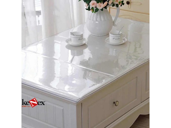 ubrus na stul z mekkeho skla 70x73 cm