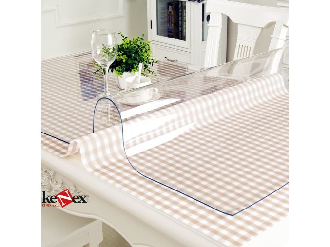 ubrus na stul z mekkeho skla 74x73cm
