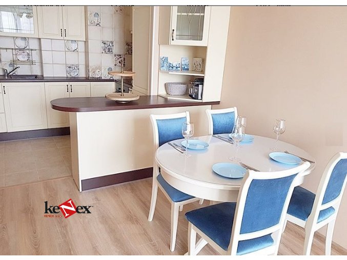 ubrus na stul z mekkeho skla 79 7x120 cm